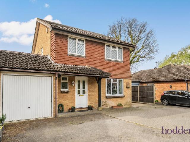 House for sale in Row Town, Surrey