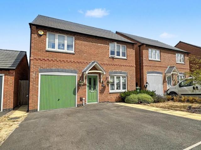 House for sale in Berry Hill, Potters Corner