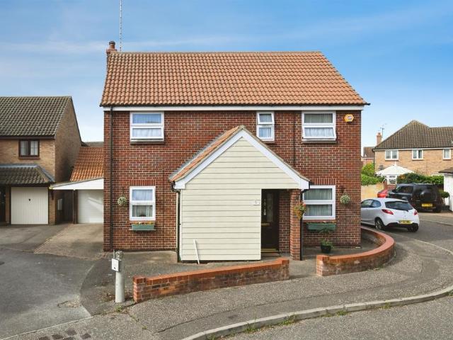 House for sale in Chelmer Village, Chelmsford