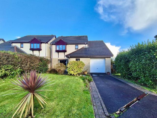 House for sale in Helston, Cornwall