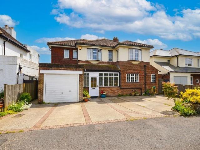 House for sale in Hythe, Folkestone