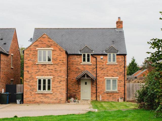 House for sale in Evershot, Oxfordshire