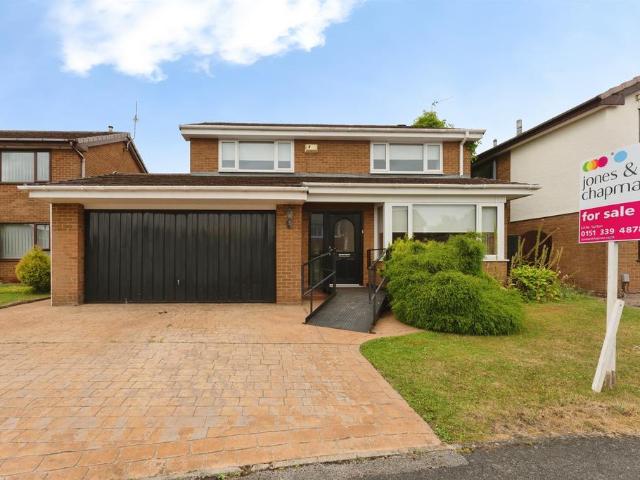 House for sale in Rossmore, Cheshire