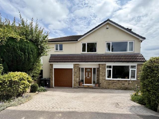 House for sale in Heckmondwike, West Yorkshire