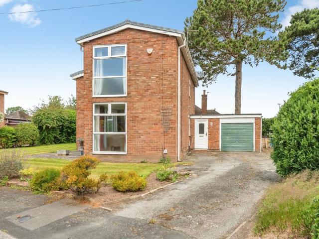 House for sale in Childer Thornton, Cheshire