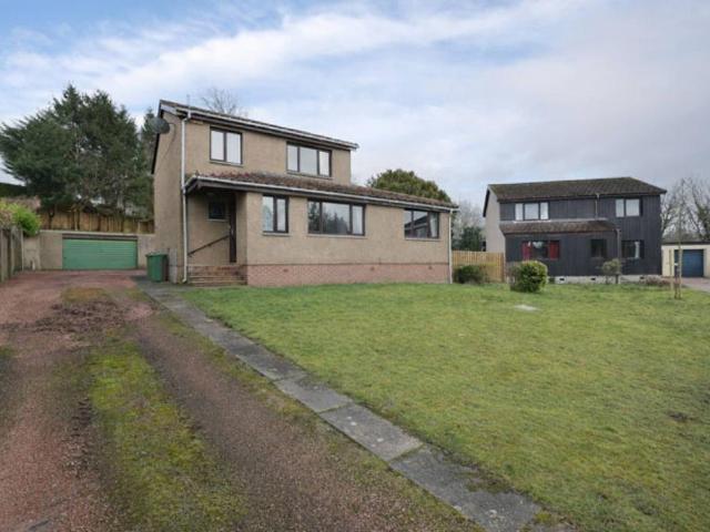 House for sale in Ormiston, Scotland