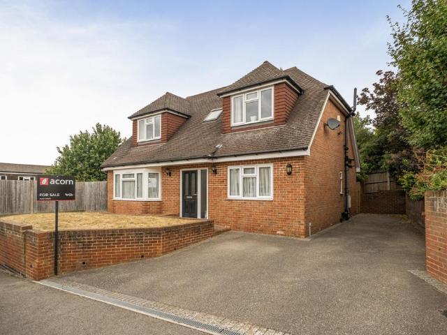 House for sale in Wayfield, Chatham