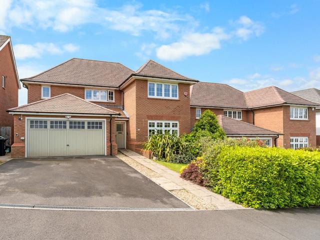 House for sale in Falcon Lodge, Wales