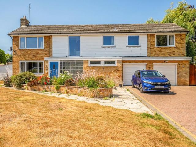 House for sale in Sandown Park, Kent