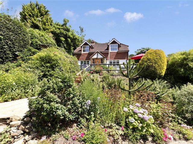 House for sale in Fole, Surrey
