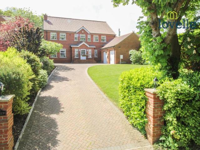 House for sale in Barnoldby Le Beck, North East Lincolnshire