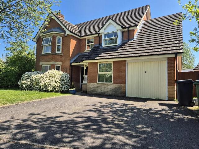 House for sale in Brambridge, Hampshire