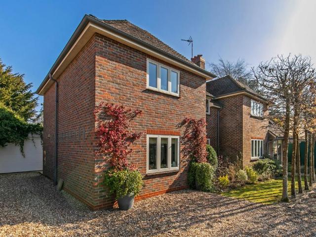 House for sale in Weeke, Harestock