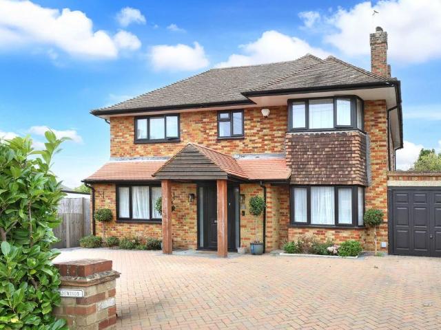 House for sale in Chalfont St. Peter, Denham