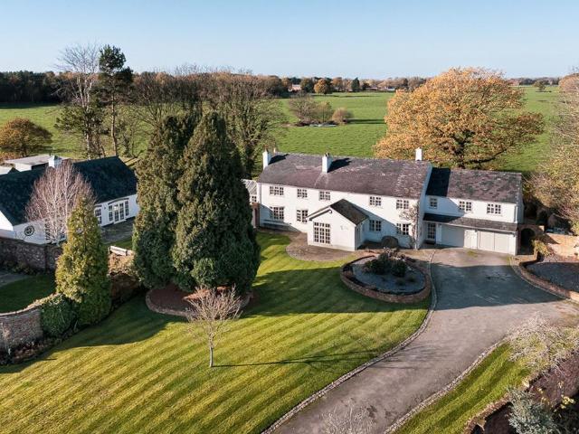 House for sale in Allostock