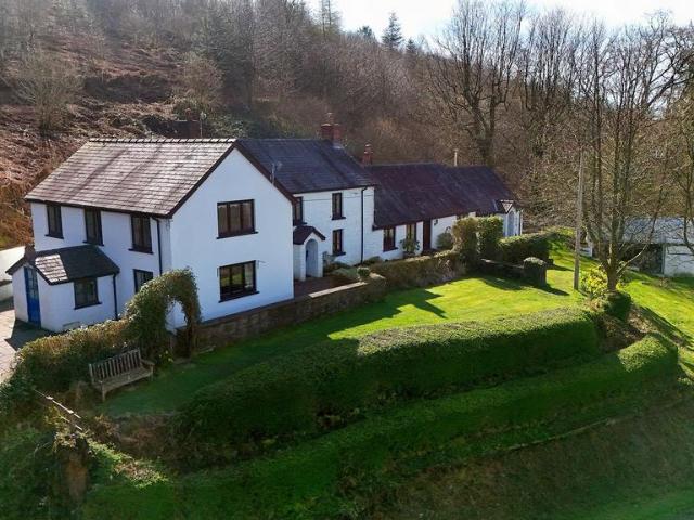 House for sale in Cynwyl Gaeo, Wales