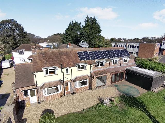 House for sale in Anglesey, Middlecroft