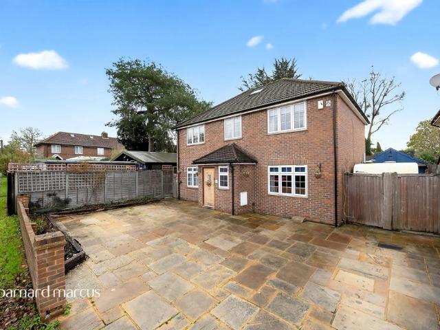 House for sale in London Borough of Hounslow, Hanworth