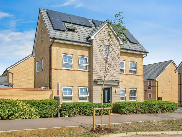House for sale in Hampton Gardens, Peterborough