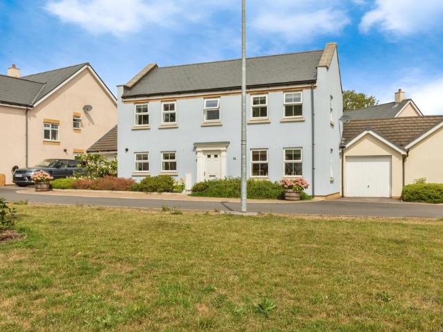 House for sale in Patchway, South Gloucestershire