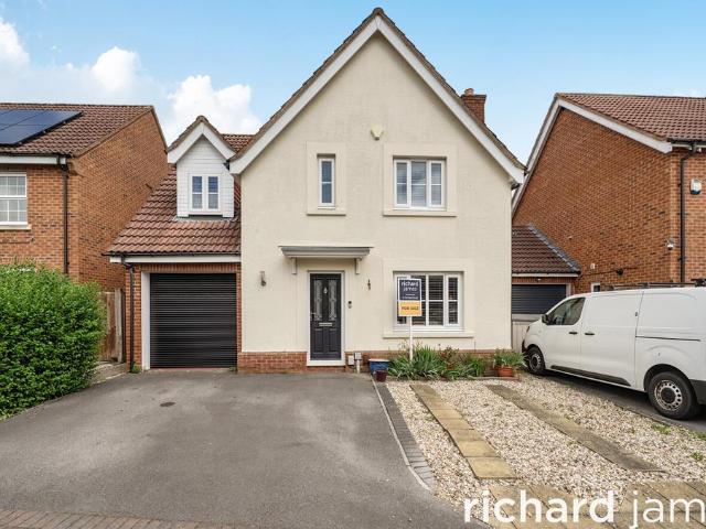 House for sale in Abbey Mead, Swindon