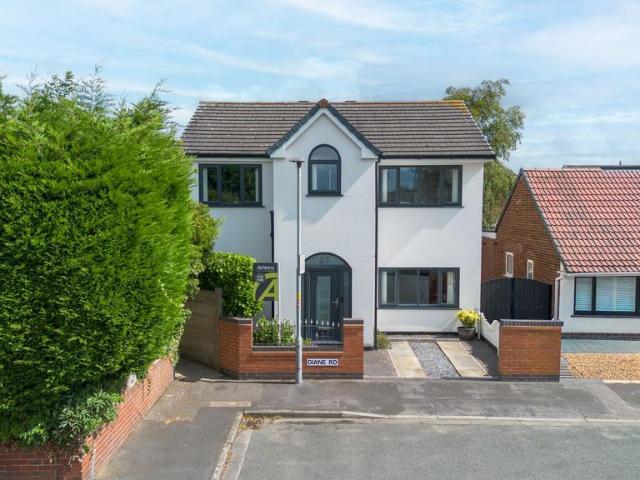 House for sale in Stubshaw Cross, Wigan