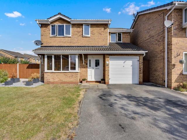House for sale in Wharton, Winsford
