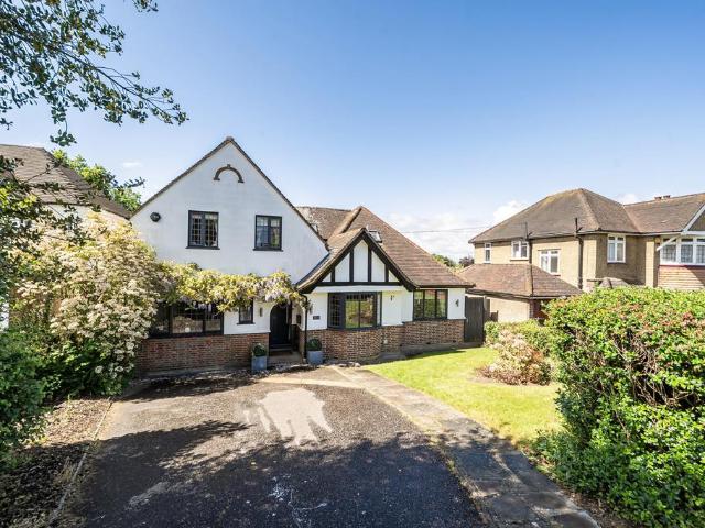 House for sale in Watford Heath, North Watford