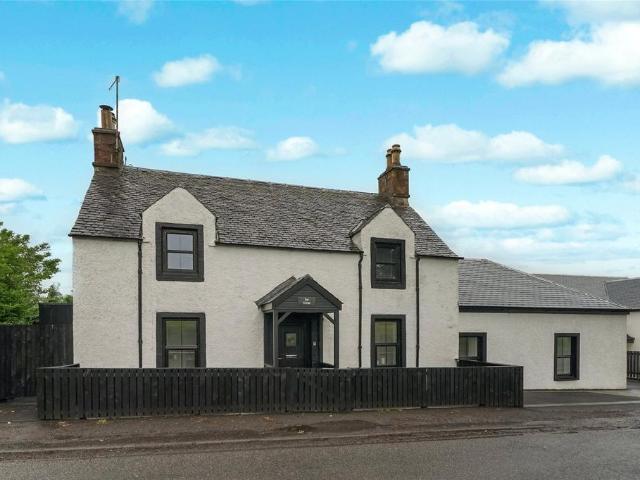 House for sale in Arnprior, Scotland