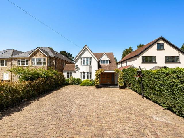 House for sale in Yiewsley, Greater London