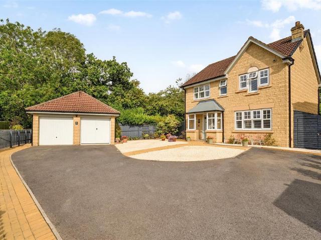 House for sale in Chippenham, Wiltshire