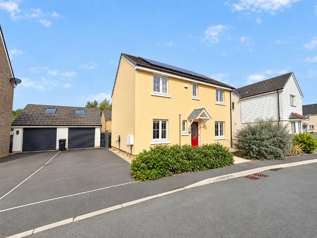 House for sale in Morfa, Llanelli