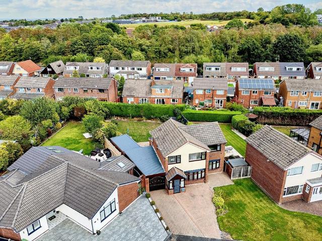 House for sale in Runcorn, Cheshire
