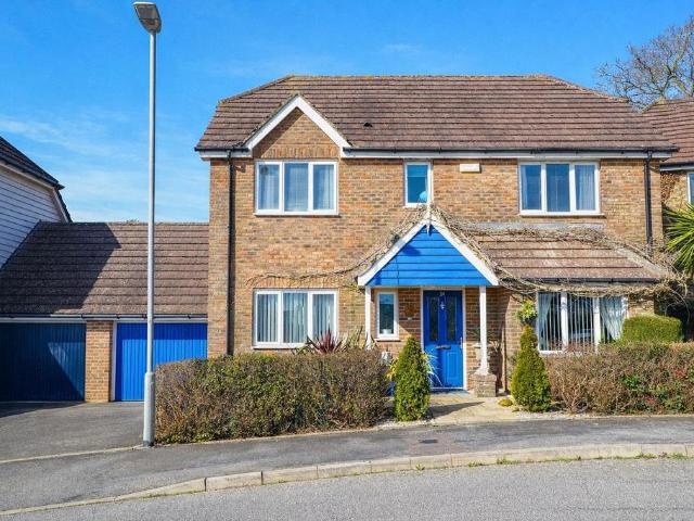 House for sale in Silverhill Park, Guestling Green