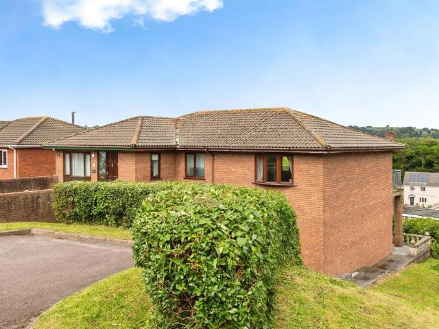 House for sale in Ferryside, Wales