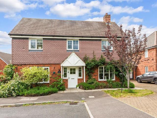 House for sale in Barton Stacey, Hampshire