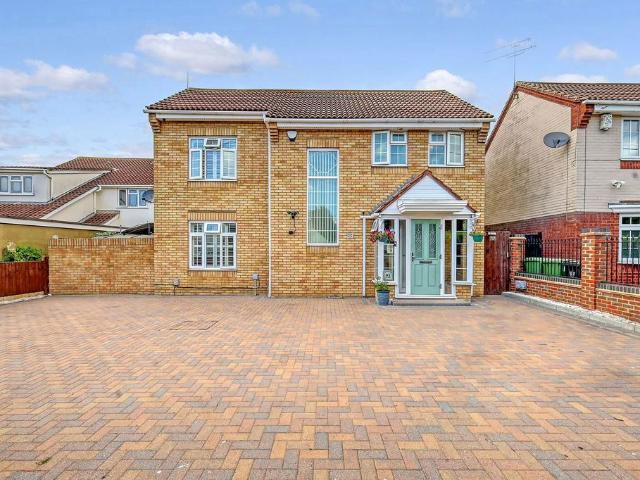 House for sale in Noak Hill, Essex