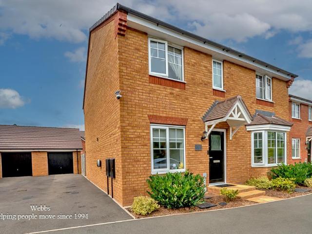 House for sale in Pelsall, West Midlands