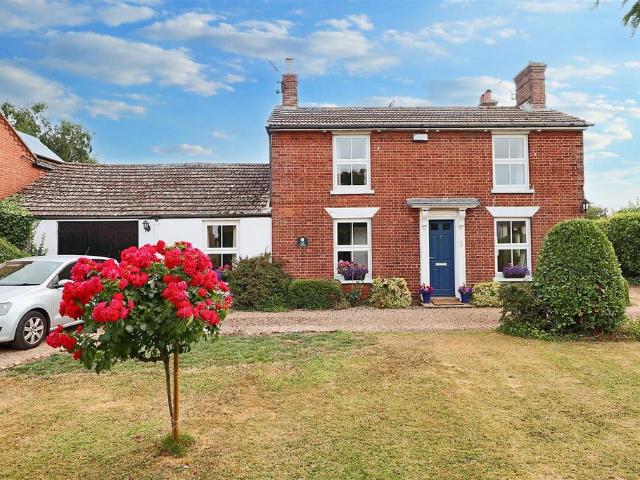 House for sale in Eastbridge, Suffolk