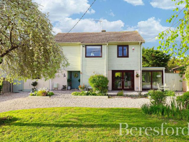 House for sale in Maylandsea, Maldon