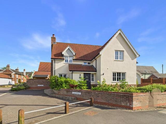 House for sale in Bedingfield, Suffolk