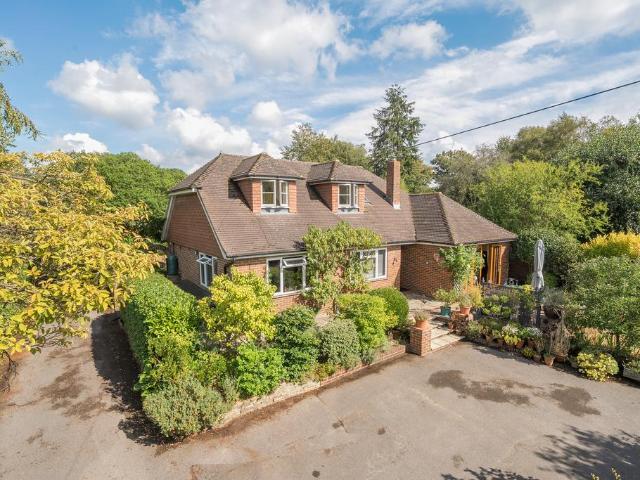 House for sale in Bolton Low Houses, Hampshire