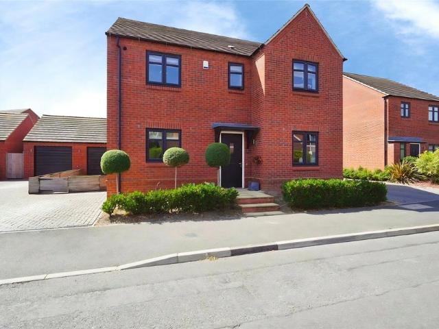 House for sale in Gedling, East Midlands
