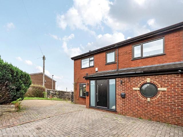 House for sale in Shaw and Crompton, Pendock