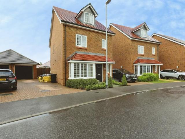 House for sale in The Butts, Kent