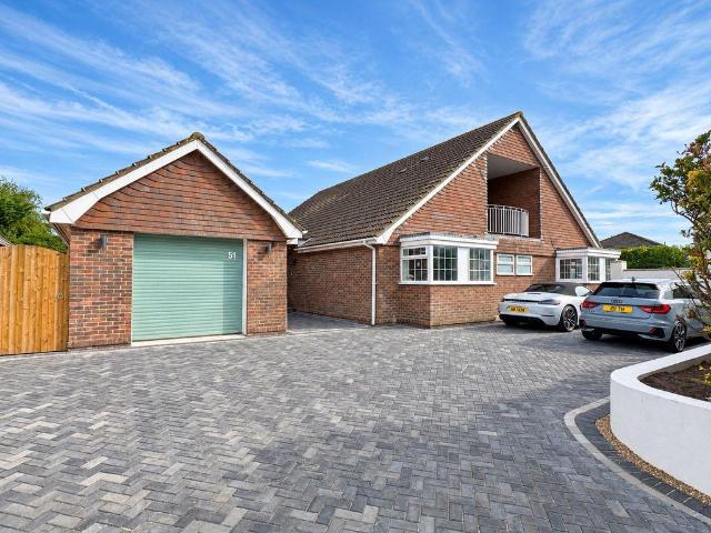 House for sale in Felpham, Clapham
