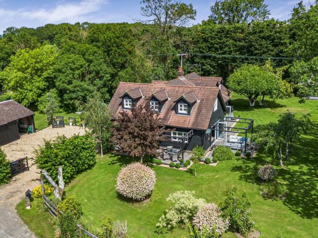 House for sale in Littlecote, West Sussex