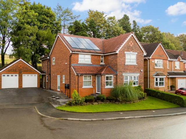 House for sale in Dunscar, Bolton