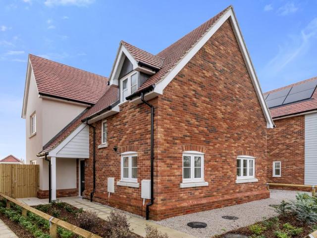 House for sale in Little Dunmow, Flitch Green