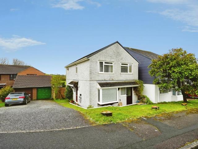 House for sale in Probus, Cornwall